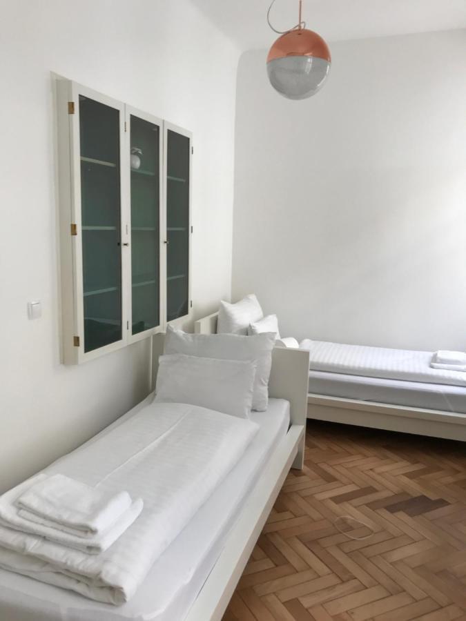 Vienna-Apartment-One Schmidgasse מראה חיצוני תמונה