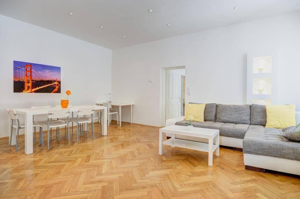 Vienna-Apartment-One Schmidgasse מראה חיצוני תמונה
